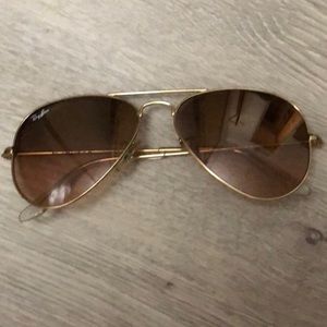 Ray Bans- Aviators